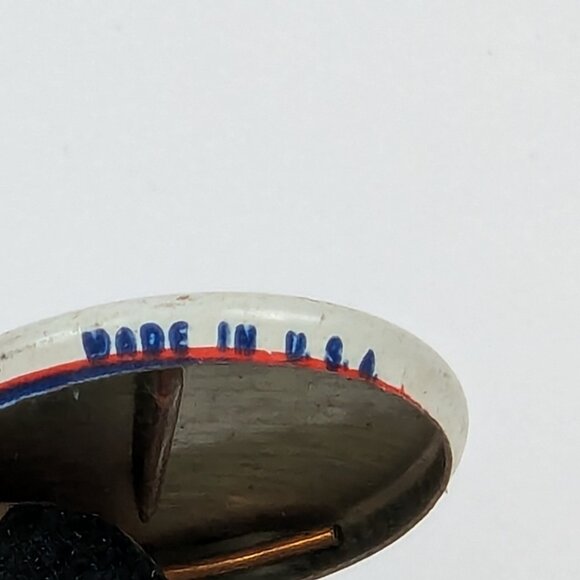 Vintage Creative House Milwaukee Brewers Pin Button - Picture 4 of 4